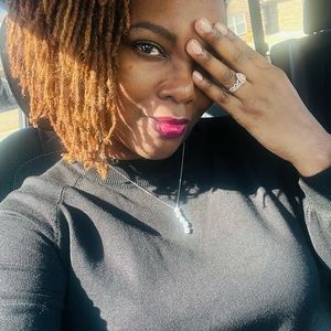 Meet your Posher, Patrina